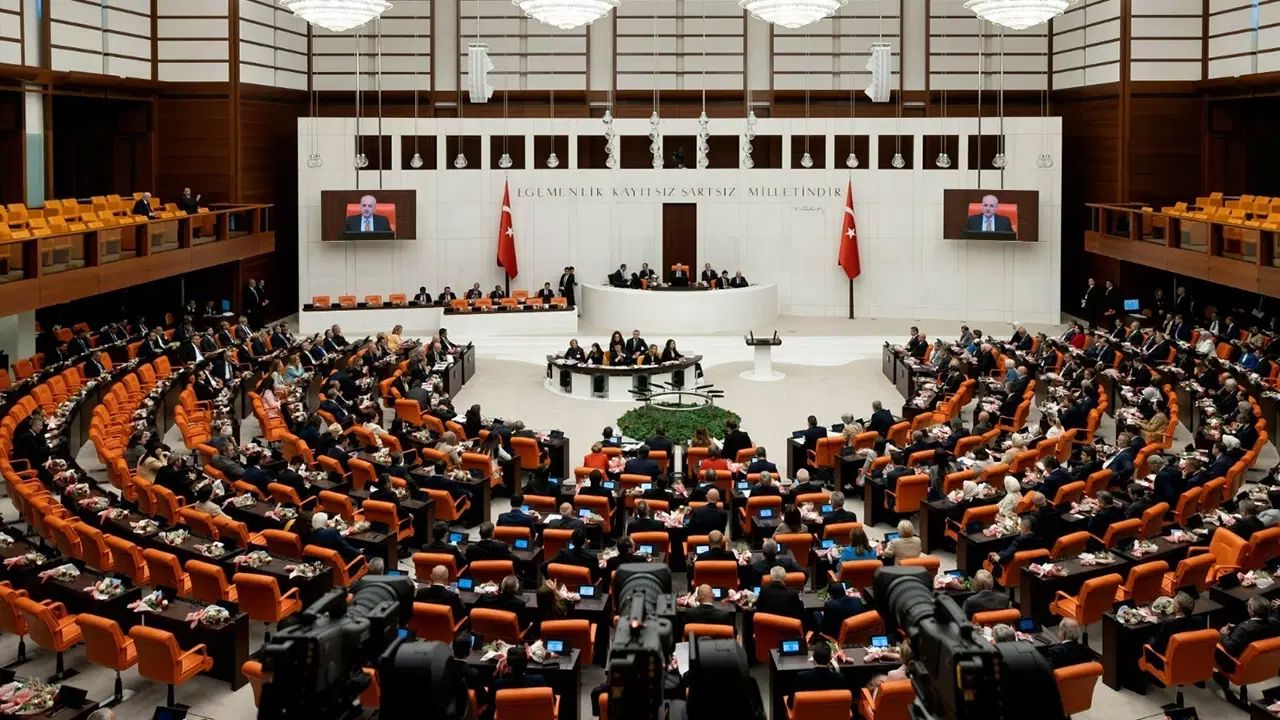 Bedelli askerlik artıyor, sosyal medya ve doğum izni düzenlemesi gündemde